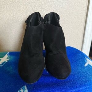 Elegant Black Women's Ankle Boots